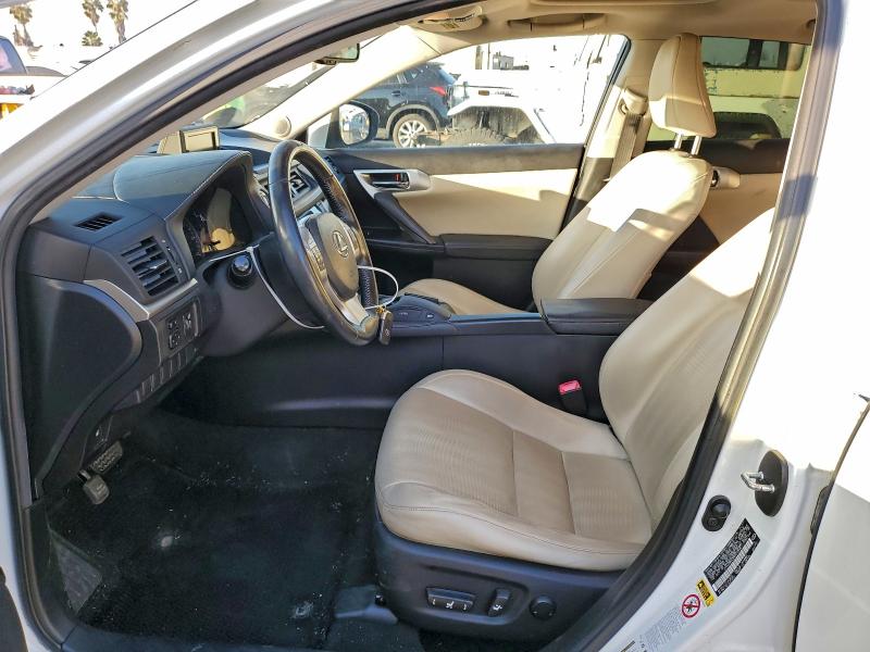 Photo 7 from auction – 2011 LEXUS CT 200 with VIN JTHKD5BH0B2007548