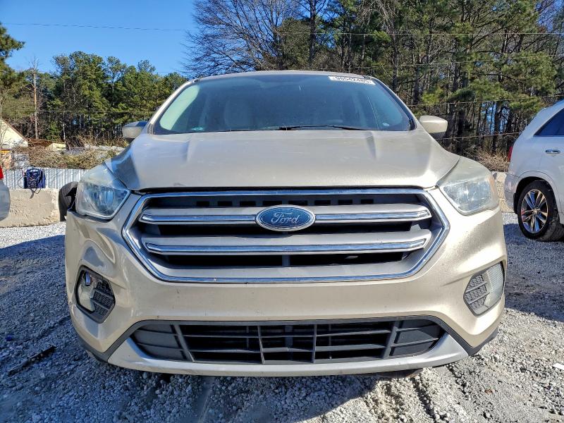 Photo 5 from auction – 2017 FORD ESCAPE SE with VIN 1FMCU0GD4HUB35511