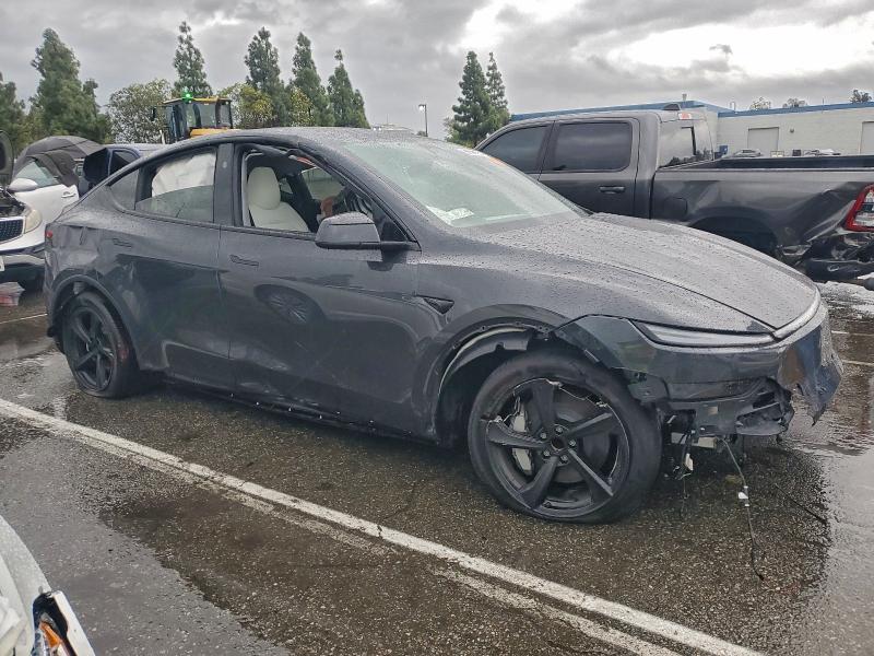 Photo 4 from auction – 2026 TESLA MODEL Y with VIN 7SAYGDED7TF455471