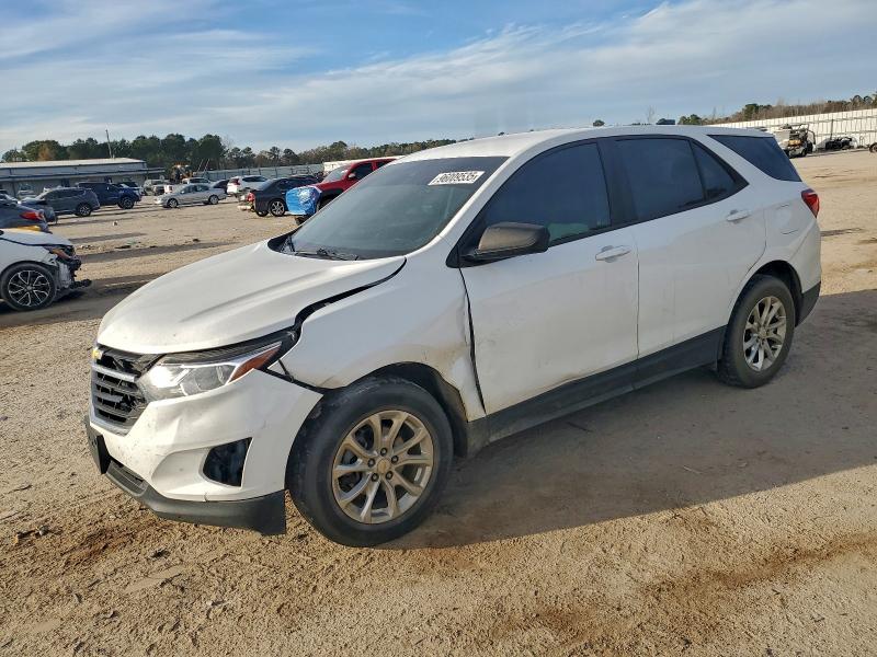 CHEVROLET EQUINOX 2020 with VIN 2GNAXFEV9L6256762 - Photo from auction