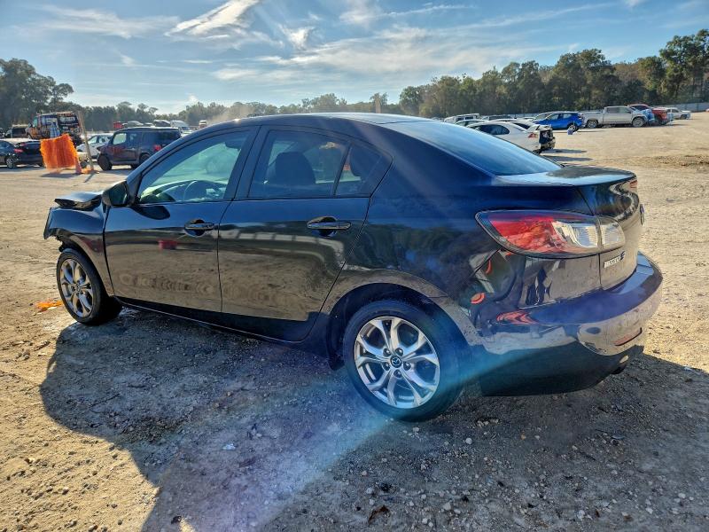 Photo 2 from auction – 2013 MAZDA 3 I with VIN JM1BL1V72D1804828