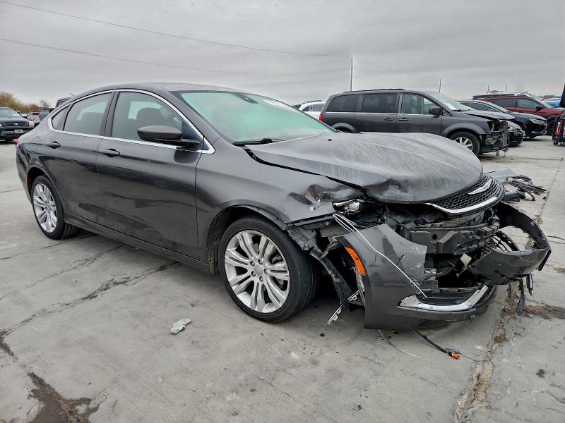 Photo 4 from auction – 2016 CHRYSLER 200 LIMITE with VIN 1C3CCCAB5GN116625
