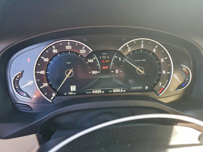 Photo 9 from auction – 2019 BMW X3 XDRIVE3 with VIN 5UXTR9C54KLD95463