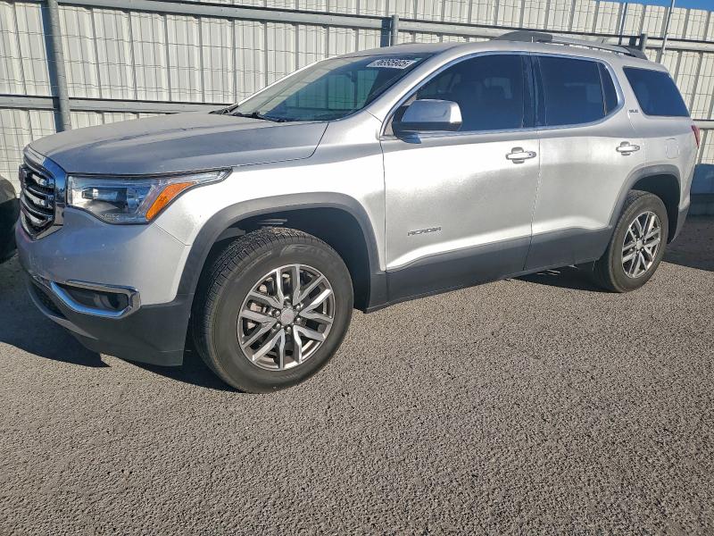 GMC ACADIA SLE 2018 con VIN 1GKKNLLS8JZ237846 - Foto de la subasta