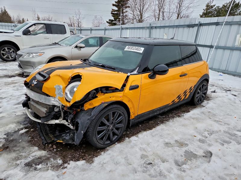 MINI COOPER S 2017 with VIN WMWXP7C30H3B95049 - Photo from auction
