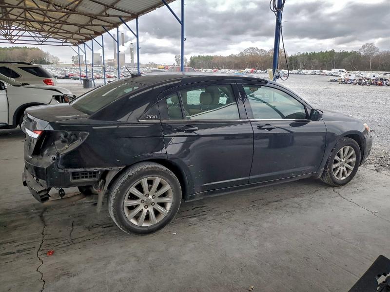 Photo 3 from auction – 2011 CHRYSLER 200 TOURIN with VIN 1C3BC1FB0BN555250