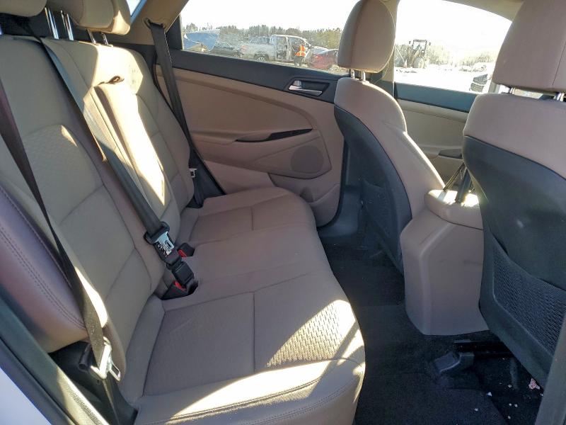 Photo 11 from auction – 2019 HYUNDAI TUCSON SE with VIN KM8J2CA43KU010563