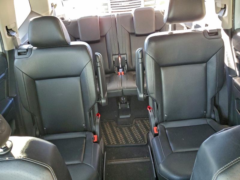 Photo 10 from auction – 2019 VOLKSWAGEN ATLAS with VIN 1V2UR2CA5KC532870