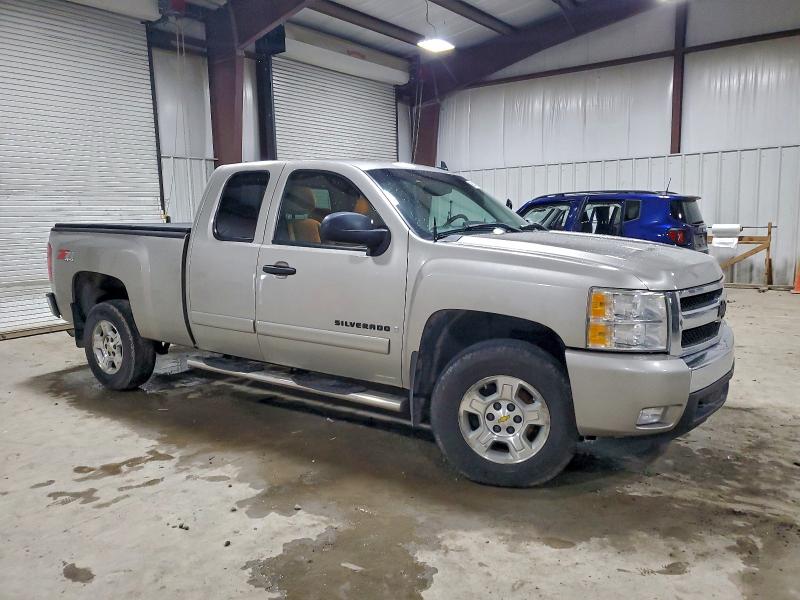 Photo 4 from auction – 2008 CHEVROLET SILVERADO with VIN 1GCEK19J48Z181287