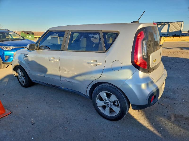 Photo 2 from auction – 2018 KIA SOUL with VIN KNDJN2A26J7571146