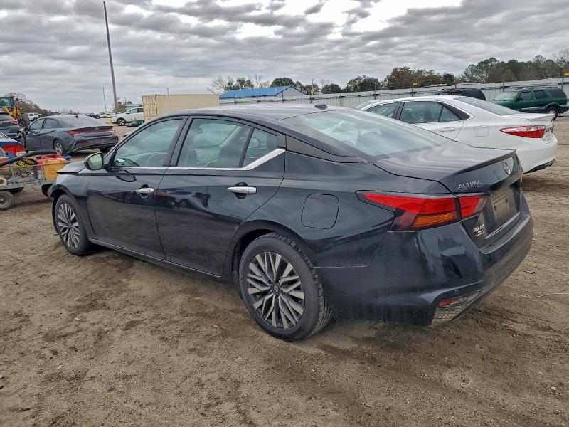 Photo 2 from auction – 2023 NISSAN ALTIMA SV with VIN 1N4BL4DV5PN357223