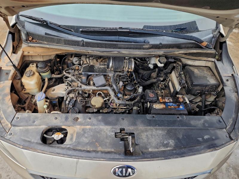 Photo 12 from auction – 2015 KIA SEDONA LX with VIN KNDMB5C10F6043952