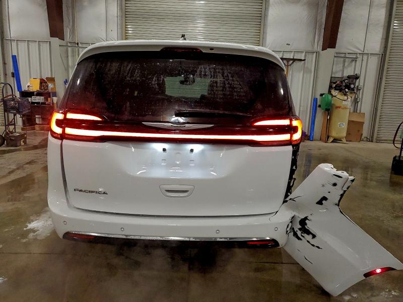 Photo 6 from auction – 2025 CHRYSLER PACIFICA S with VIN 2C4RC1BG4SR508947