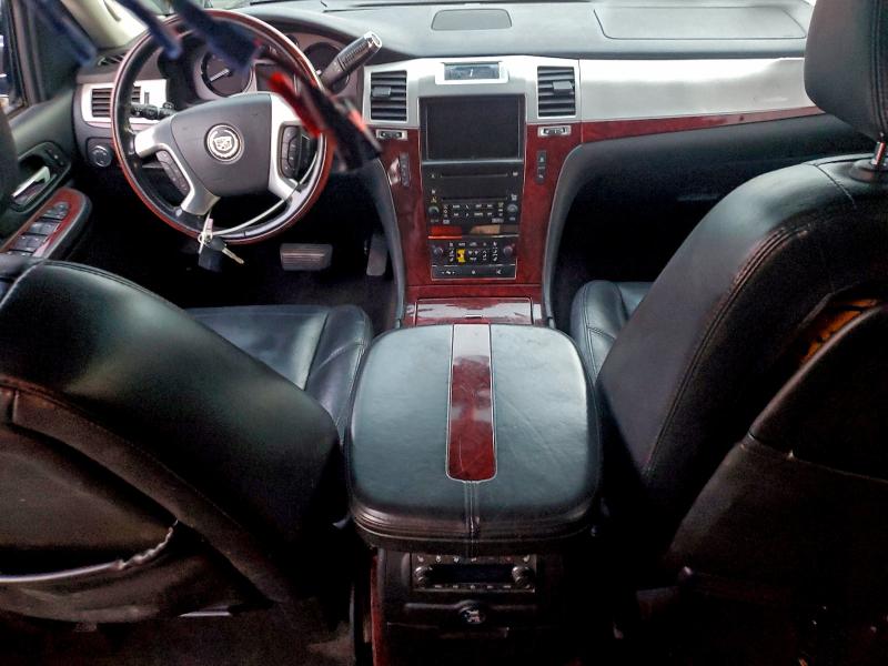 Photo 8 from auction – 2007 CADILLAC ESCALADE L with VIN 1GYFK63807R361186