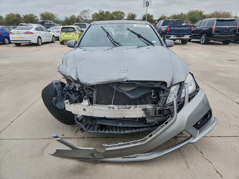 Photo 5 from auction – 2011 MERCEDES-BENZ E 350 with VIN WDDHF5GB2BA360721