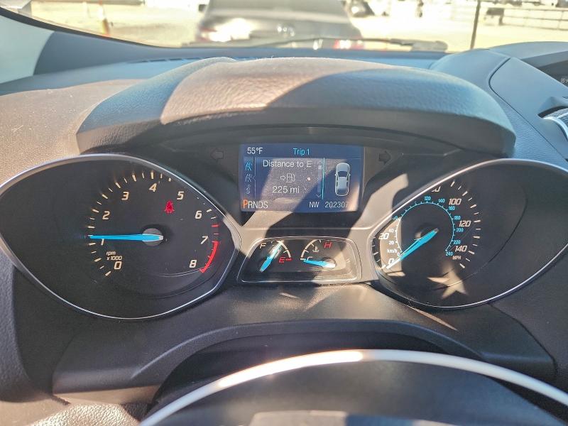صورة رقم 9 من المزاد - 2015 FORD ESCAPE SE مع VIN 1FMCU0G77FUC78637