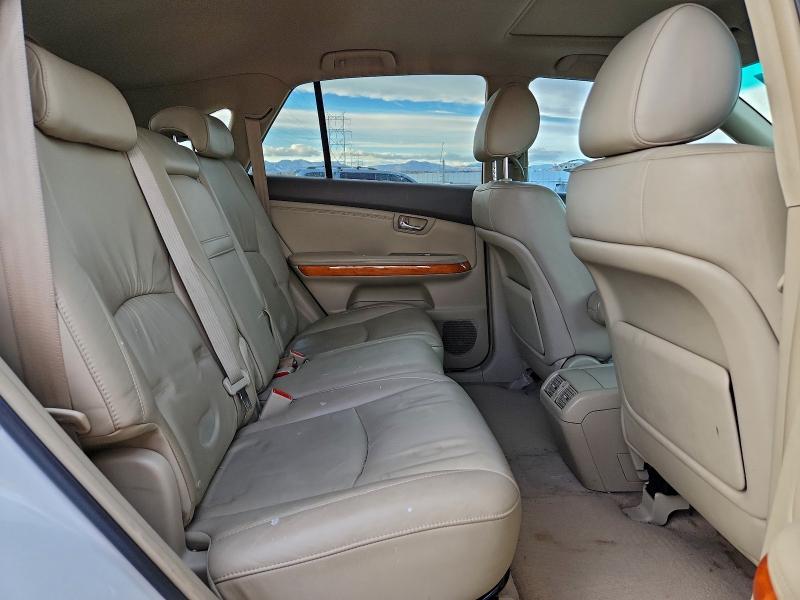 Photo 11 from auction – 2005 LEXUS RX 330 with VIN 2T2HA31U75C072499