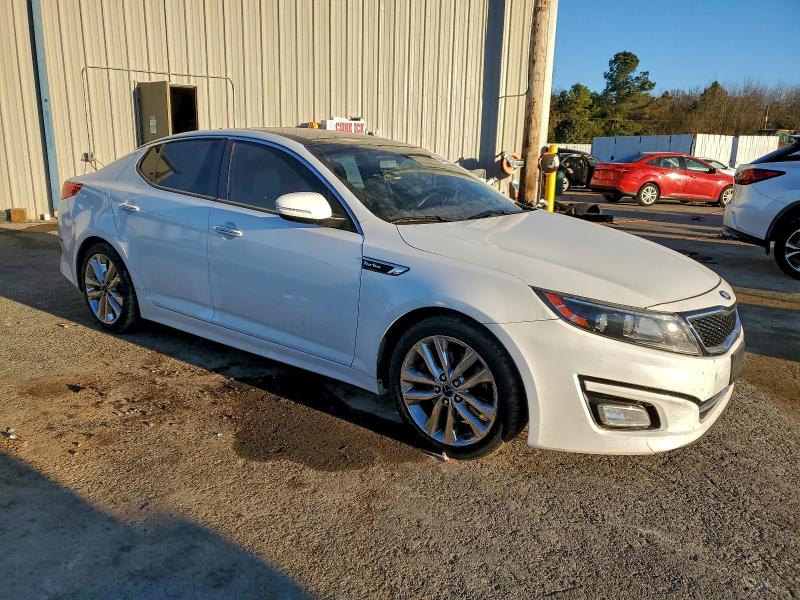 Photo 4 from auction – 2015 KIA OPTIMA SX with VIN 5XXGR4A67FG495240