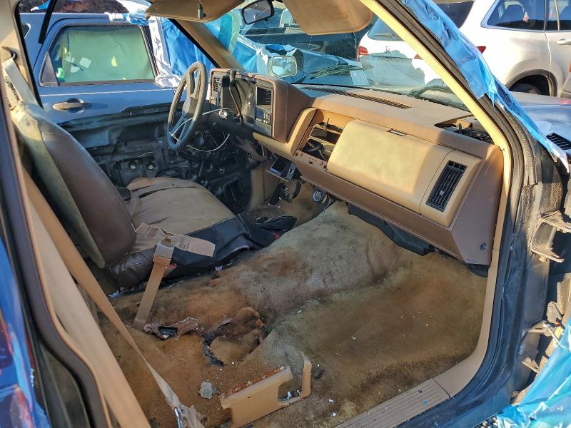 Photo 8 from auction – 1988 GMC GMT-400 C1 with VIN 1GTDC14H4JZ544044