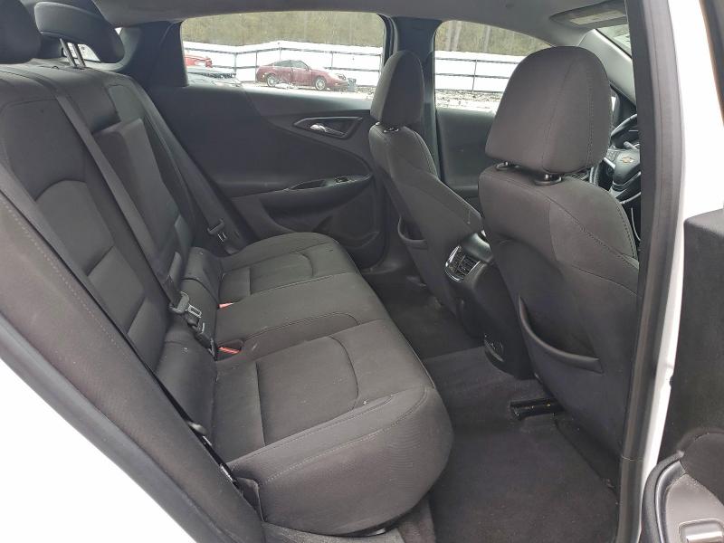 Photo 10 from auction – 2017 CHEVROLET MALIBU with VIN 1G1ZE5ST5HF202637