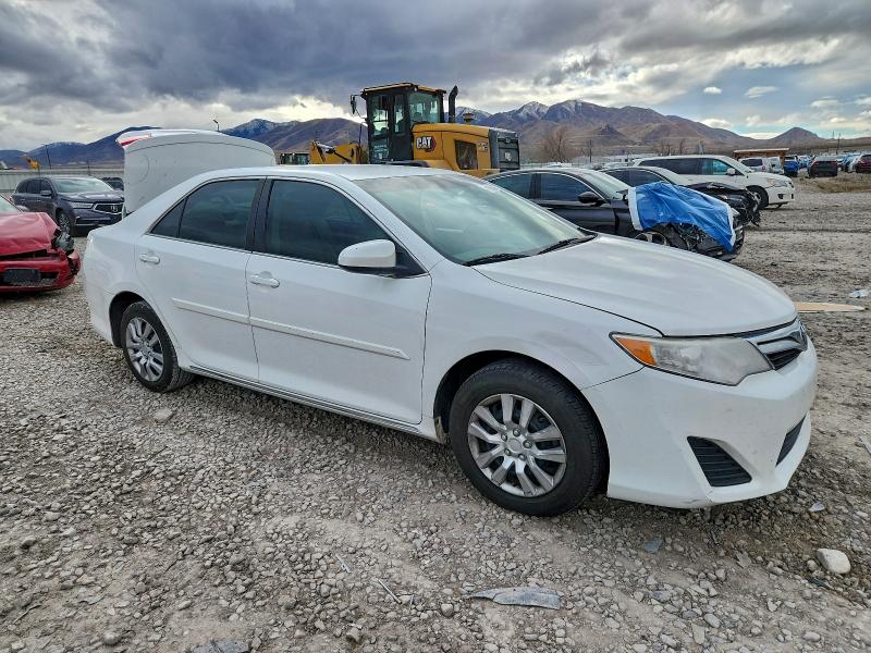 Photo 4 from auction – 2014 TOYOTA CAMRY L with VIN 4T4BF1FK2ER352665