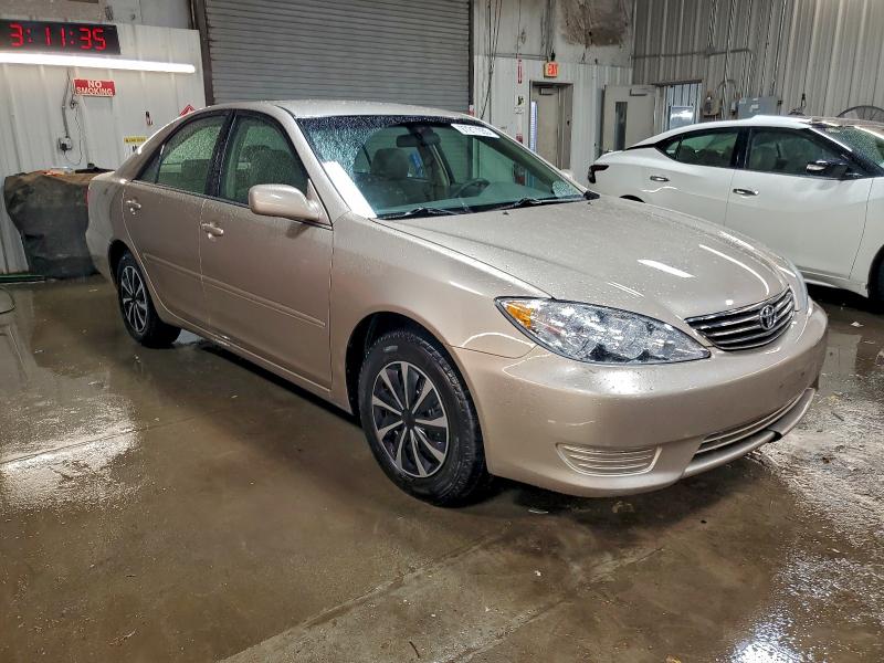 Photo 4 from auction – 2005 TOYOTA CAMRY LE with VIN 4T1BE32K45U093384