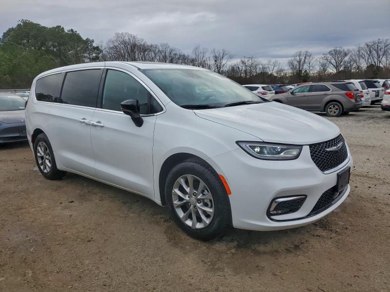 Photo 4 from auction – 2026 CHRYSLER PACIFICA L with VIN 2C4RC1GG7TR195869