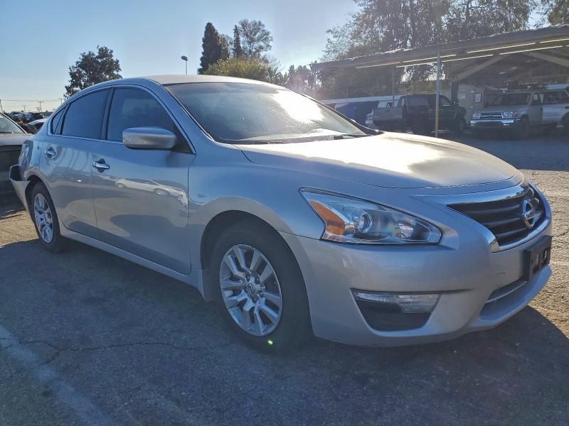 Photo 4 from auction – 2015 NISSAN ALTIMA 2.5 with VIN 1N4AL3AP2FC433096