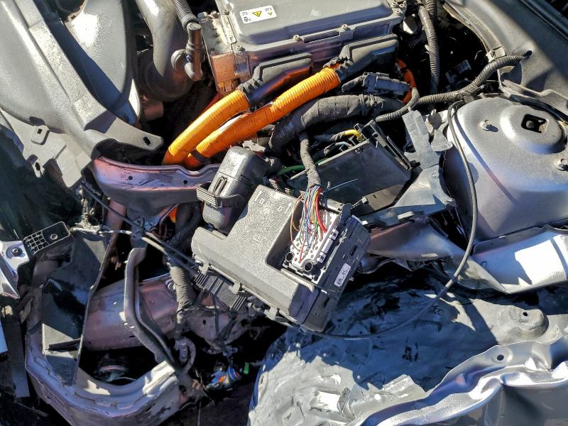 Photo 12 from auction – 2020 FORD FUSION SE with VIN 3FA6P0LU0LR104213