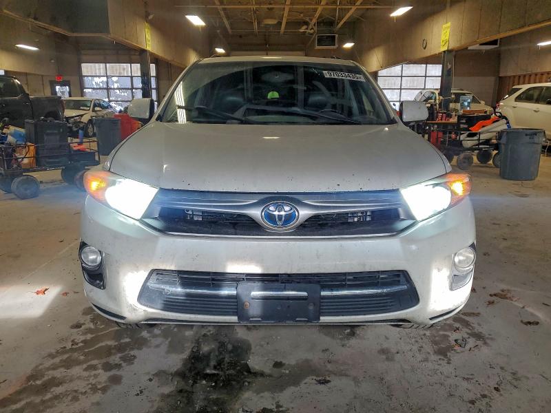 Photo 5 from auction – 2013 TOYOTA HIGHLANDER with VIN JTEDC3EH5D2014491