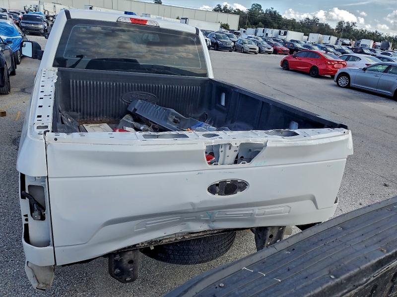 Photo 6 from auction – 2018 FORD F150 SUPER with VIN 1FTEX1C58JKD13933