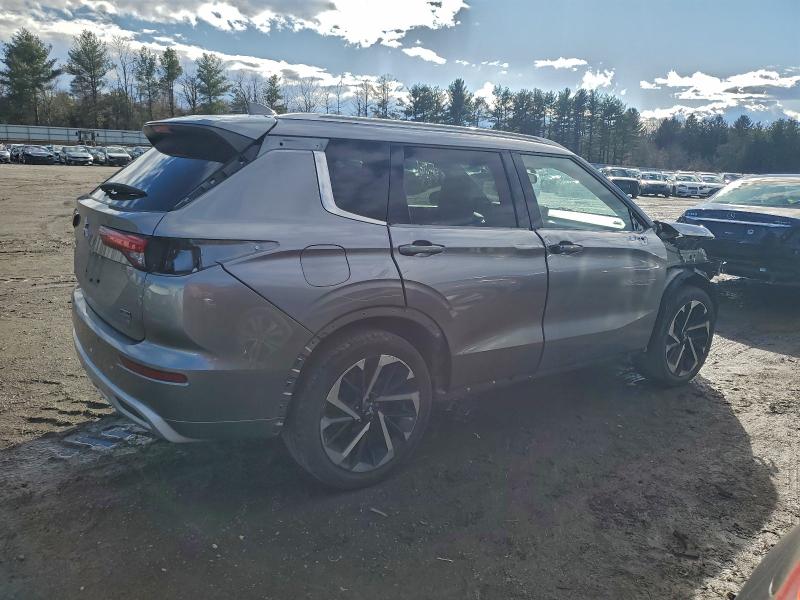 Photo 3 from auction – 2022 MITSUBISHI OUTLANDER with VIN JA4J3VA80NZ061472