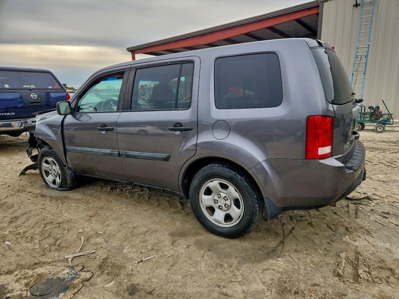 Photo 2 from auction – 2015 HONDA PILOT LX with VIN 5FNYF3H20FB021630