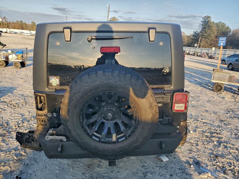 Photo 6 from auction – 2015 JEEP WRANGLER U with VIN 1C4BJWDG7FL603471