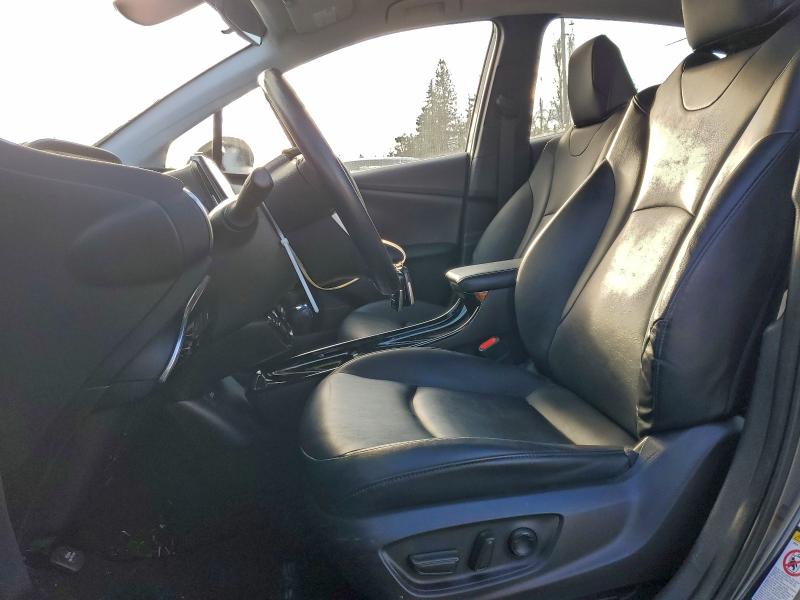 Photo 7 from auction – 2018 TOYOTA PRIUS PRIM with VIN JTDKARFPXJ3100766