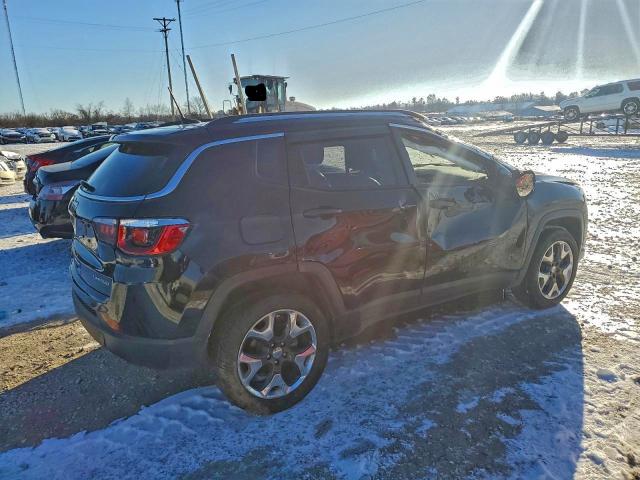 Photo 3 from auction – 2018 JEEP COMPASS LI with VIN 3C4NJDCB8JT423162