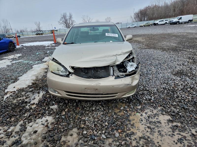 Photo 5 from auction – 2004 TOYOTA CAMRY LE with VIN 4T1BF30K24U579982