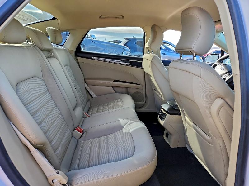 Photo 10 from auction – 2016 FORD FUSION SE with VIN 3FA6P0HD6GR315740