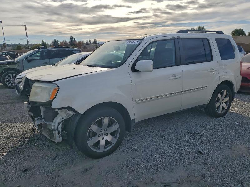 HONDA PILOT TOUR 2013 with VIN 5FNYF3H99DB039960 - Photo from auction