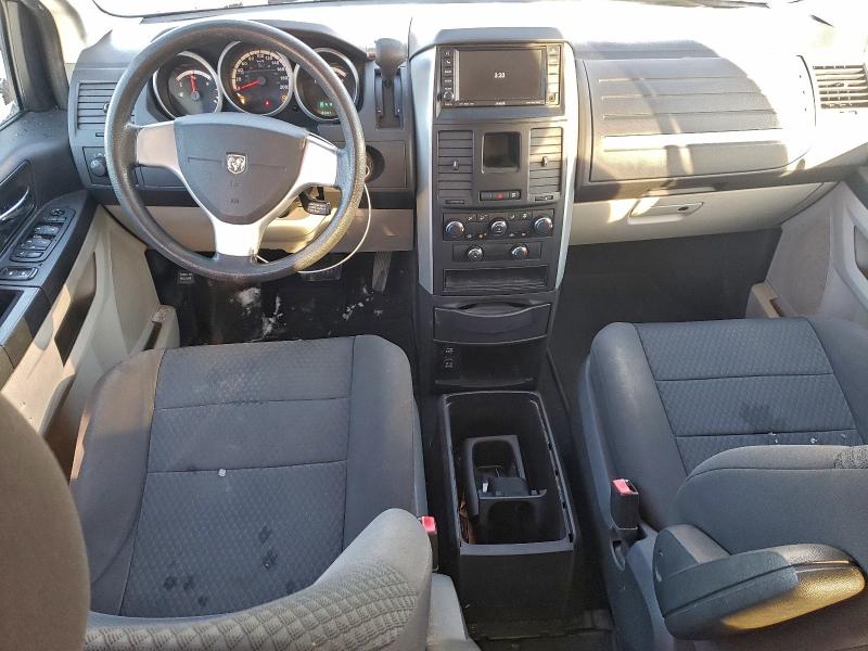 Photo 8 from auction – 2010 DODGE GRAND CARA with VIN 2D4RN4DE9AR181177
