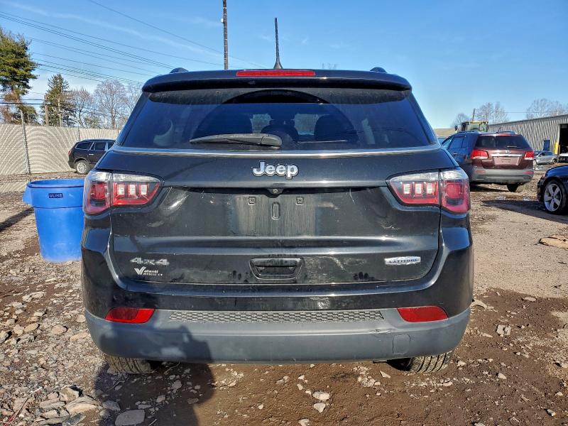 Фото 6 с аукциона – 2018 JEEP COMPASS LA с VIN 3C4NJDBB9JT174968