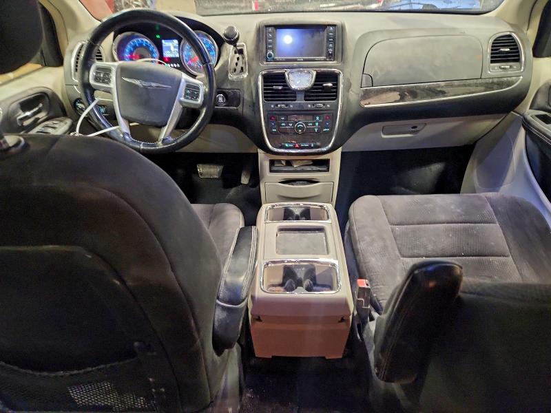 Photo 8 from auction – 2011 CHRYSLER TOWN & COU with VIN 2A4RR5DG6BR780185