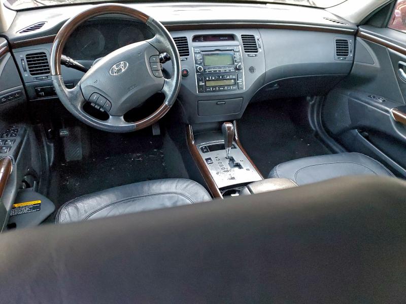 Photo 8 from auction – 2009 HYUNDAI AZERA SE with VIN KMHFC46F99A388630