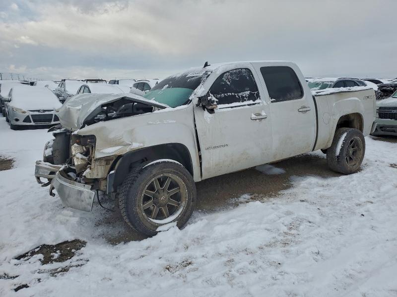 GMC SIERRA K15 2011 with VIN 3GTU2WE2XBG223895 - Photo from auction
