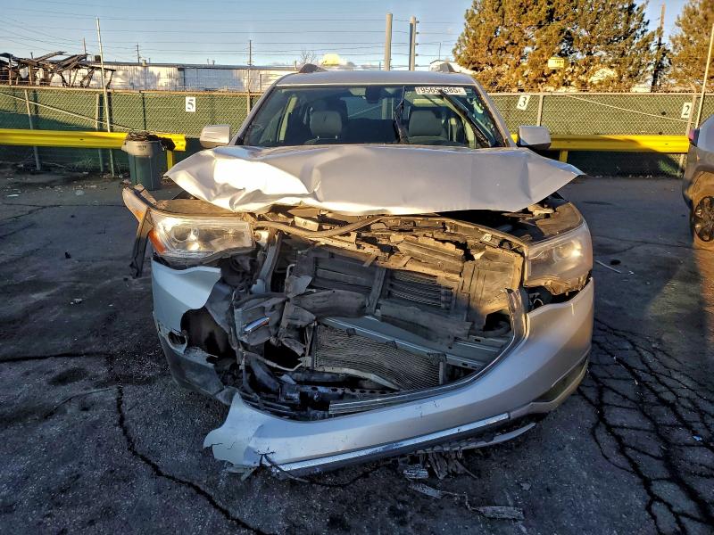 Photo 5 from auction – 2017 GMC ACADIA SLE with VIN 1GKKNSLA7HZ177635