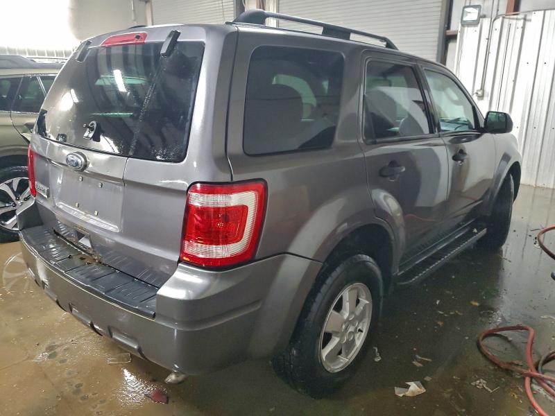 Photo 3 from auction – 2010 FORD ESCAPE XLT with VIN 1FMCU9D7XAKA31531