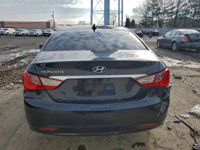 Photo 6 from auction – 2011 HYUNDAI SONATA GLS with VIN 5NPEB4AC6BH186729