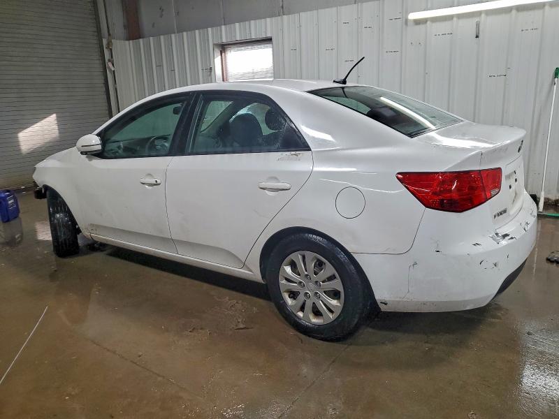 Photo 2 from auction – 2013 KIA FORTE EX with VIN KNAFU4A28D5647564