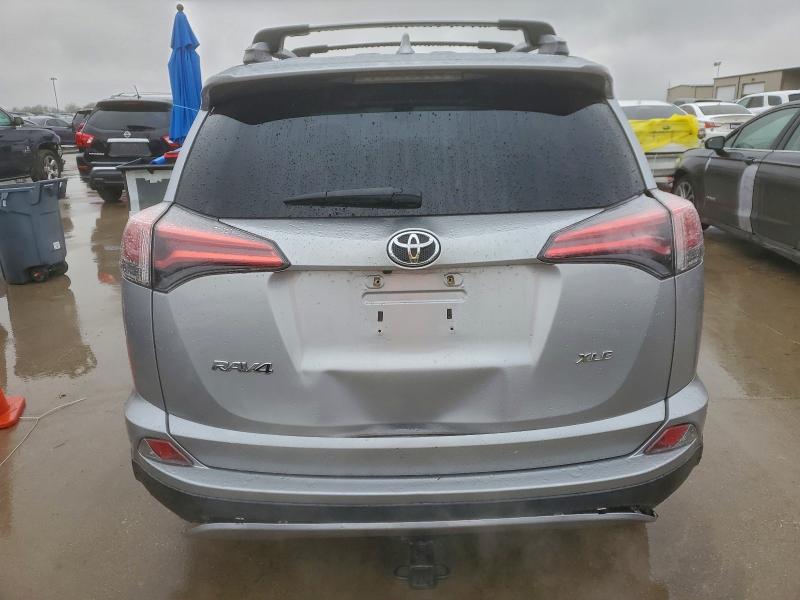 Photo 6 from auction – 2017 TOYOTA RAV4 XLE with VIN 2T3WFREV9HW336822