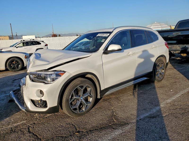 BMW X1 SDRIVE2 2018 with VIN WBXHU7C3XJ5L08080 - Photo from auction